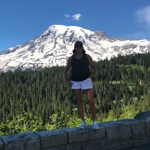 Meet your Posher, Kim